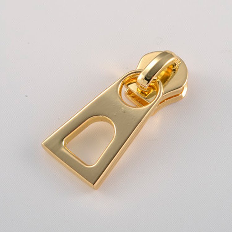 Cursore con cerniera in plastica